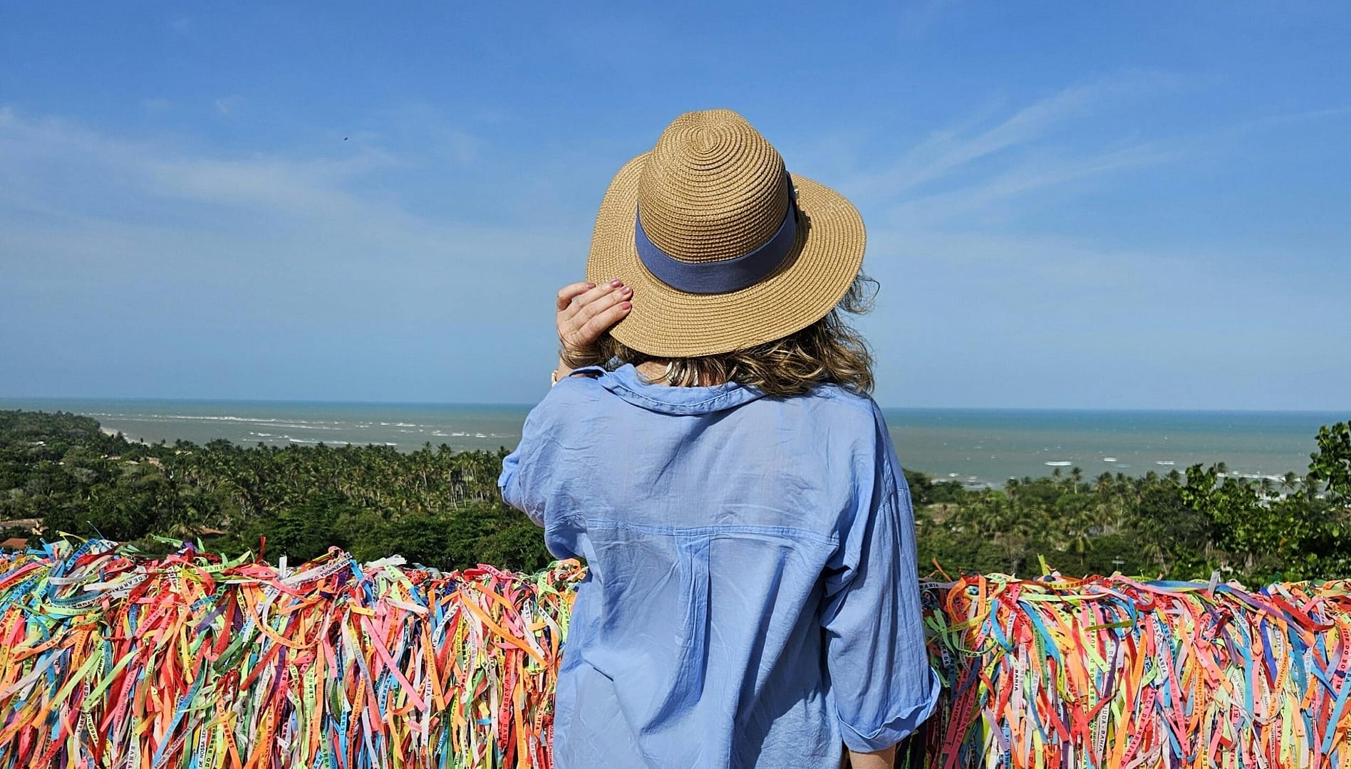 Jak nosić kapelusz latem: wszystko, co musisz wiedzieć